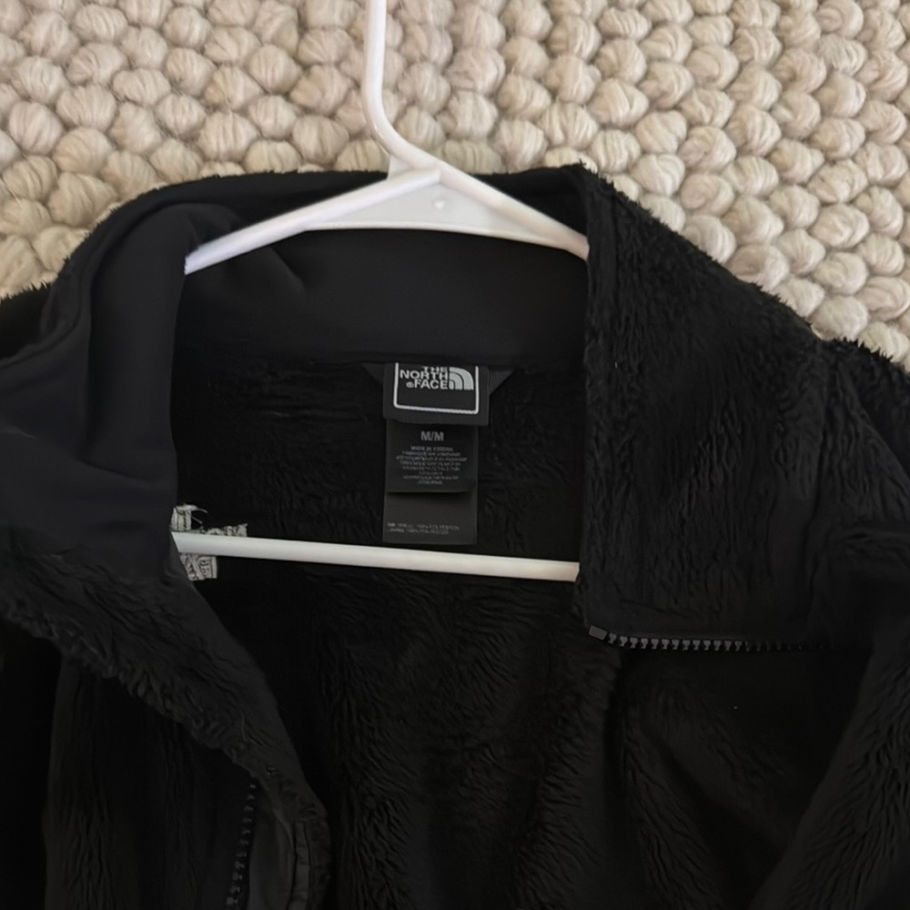 The North Face Women's Black Jacket - Picture 2 of 3